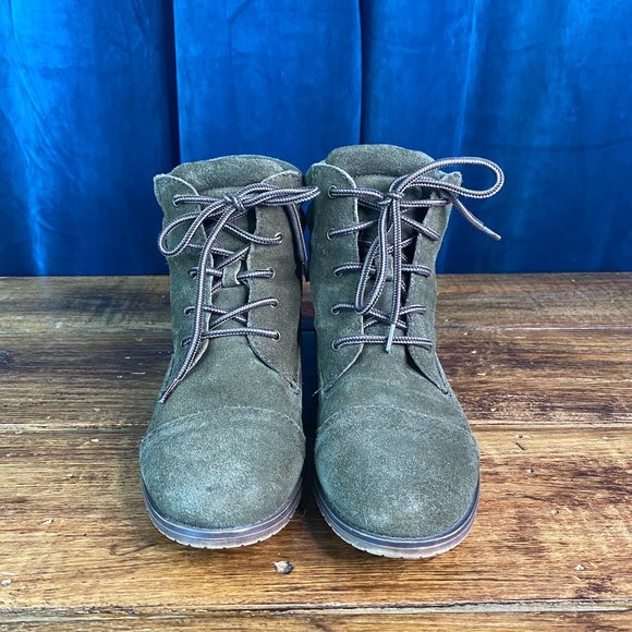Steve Madden Maecie Suede Combat Boots - Picture 2 of 10